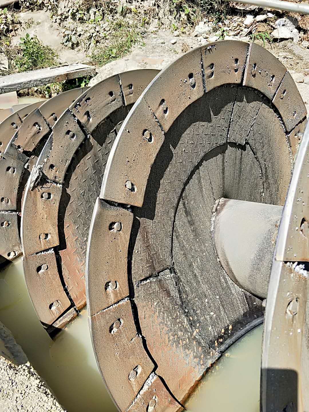 螺旋輸送機(jī)軸承座磨損原因 螺旋輸送機(jī)軸承座磨損原因